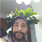 Ciao, hai bisogno di un bel ripasso o di cominciare da zero? Qualche argomento in particolare ti risulta più ostico? 
Chiedi pure e cominciamo